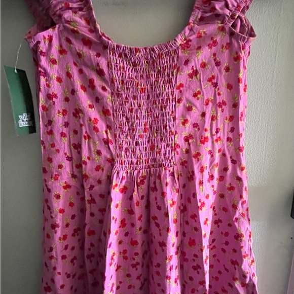 Floral dress! - Picture 2 of 3